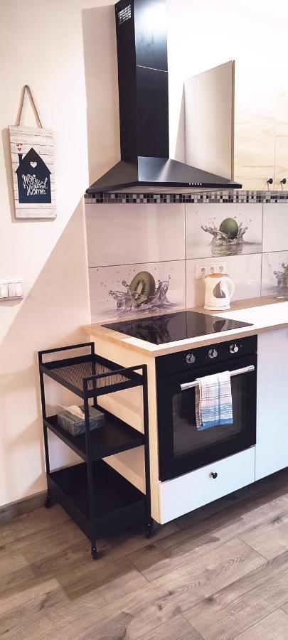 Apartman - Cafe Princ Pod Hradem Wifi, Klima Штернберк Экстерьер фото