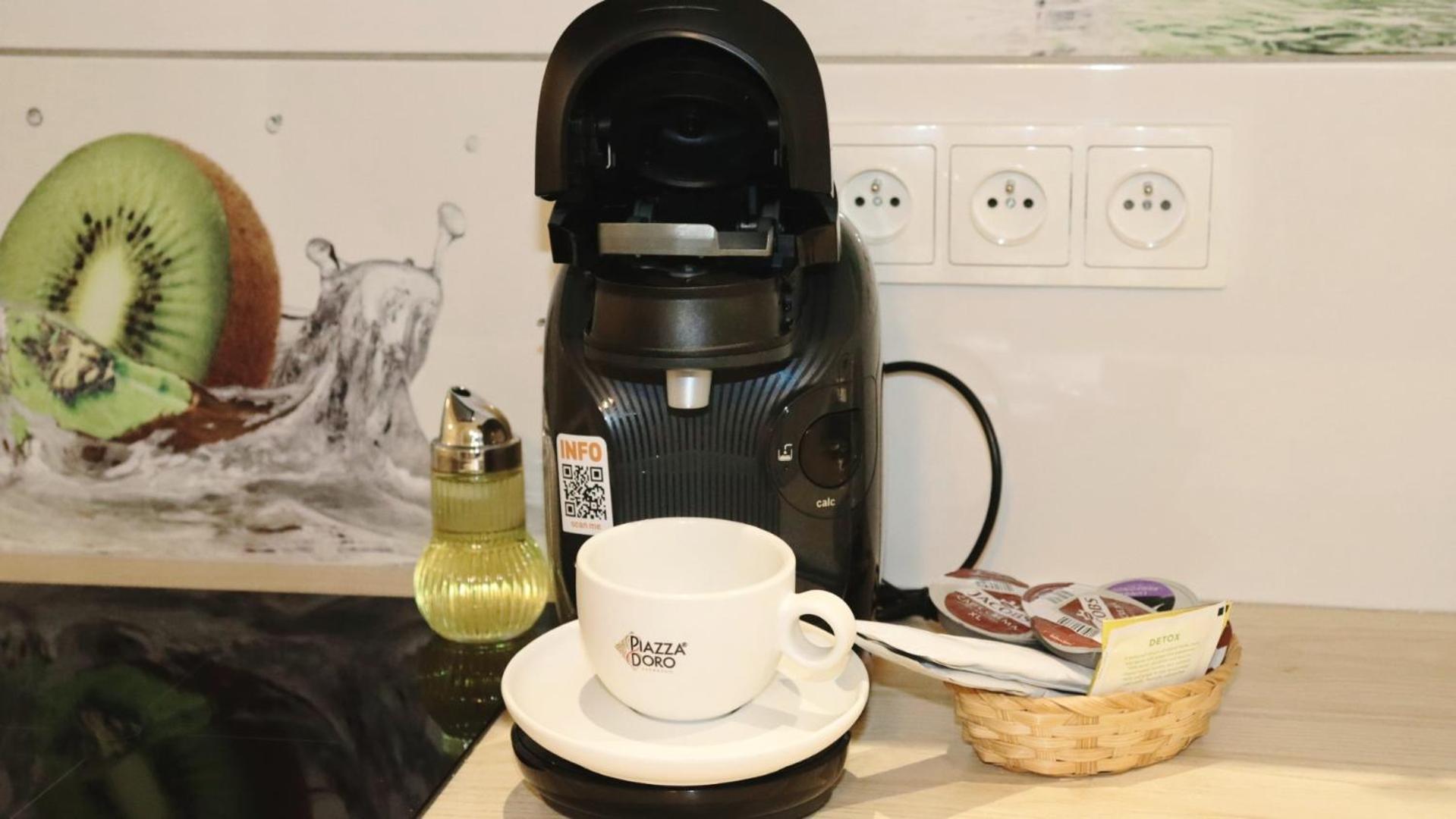 Apartman - Cafe Princ Pod Hradem Wifi, Klima Штернберк Экстерьер фото