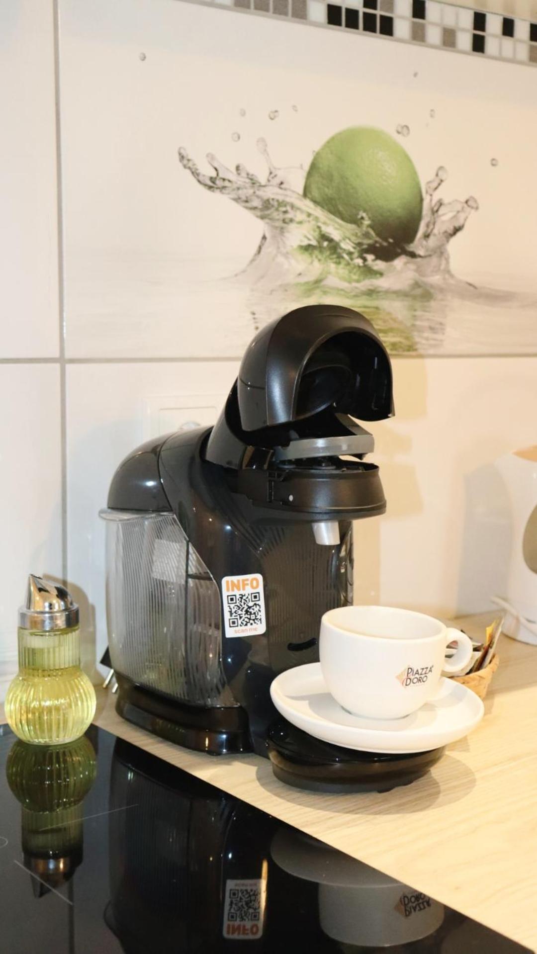 Apartman - Cafe Princ Pod Hradem Wifi, Klima Штернберк Экстерьер фото